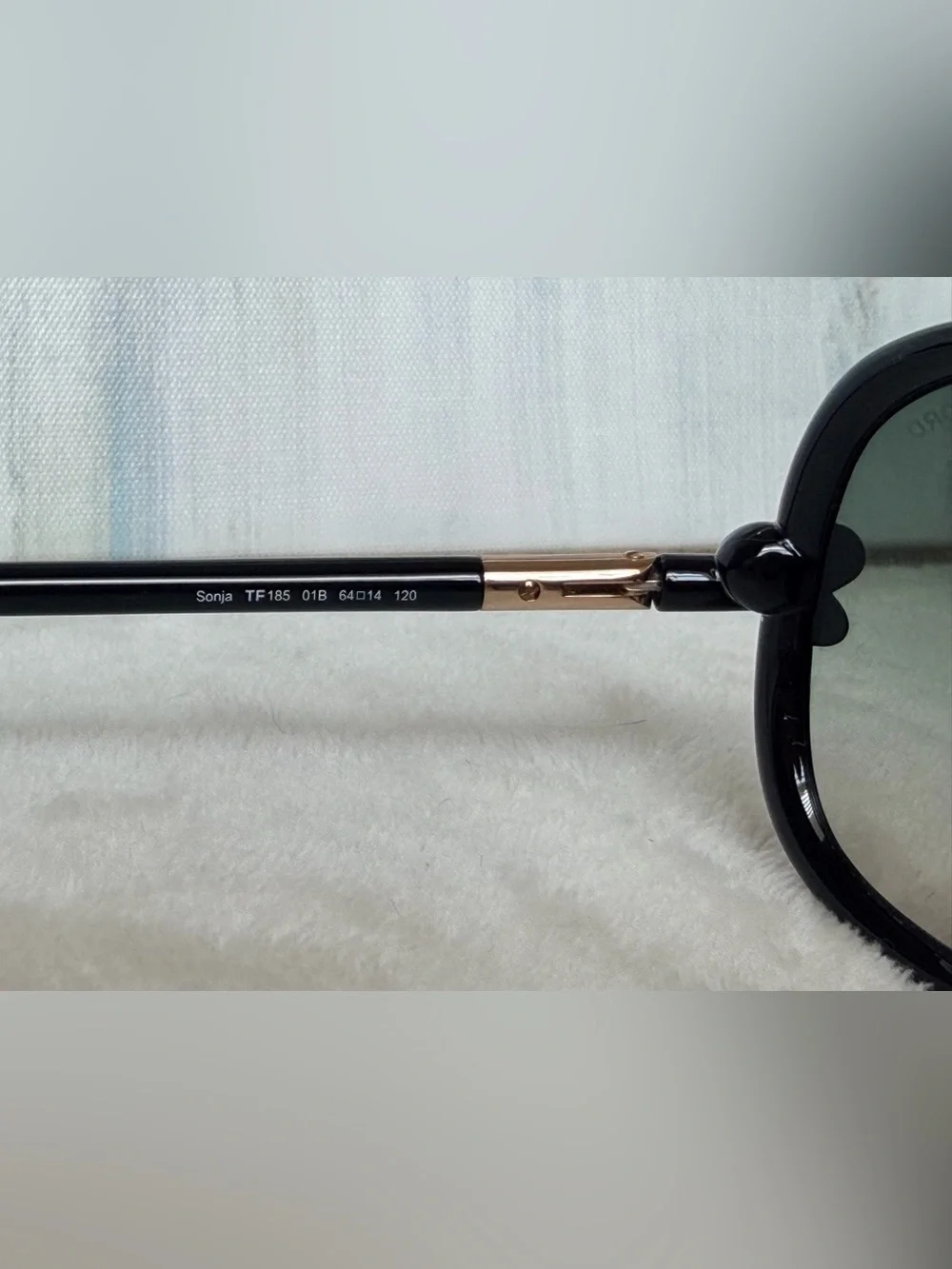 Tom Ford TF185 Sonja 01B Women’s Oversized Black Designer Sunglasses with Case
